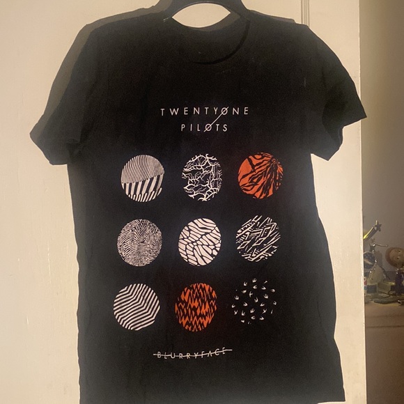 Twenty One Pilots t-shirt - Picture 2 of 3